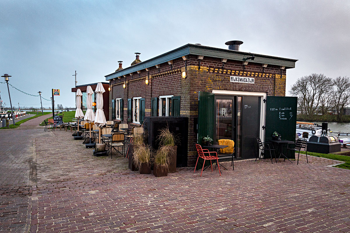 Gebouw van het voormalig Rijksmagazjn